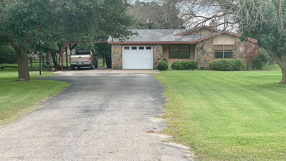1st image of 317 Sunset Dr