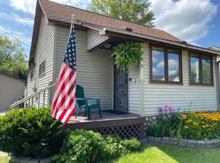 205 Peninsular Ave, Grayling, MI 49738