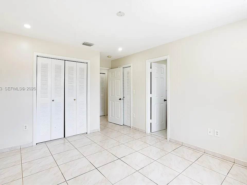 1214 NW 34th Ave #1214