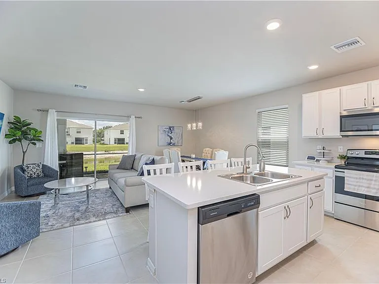 15172 Wildflower Cir — Photo 3