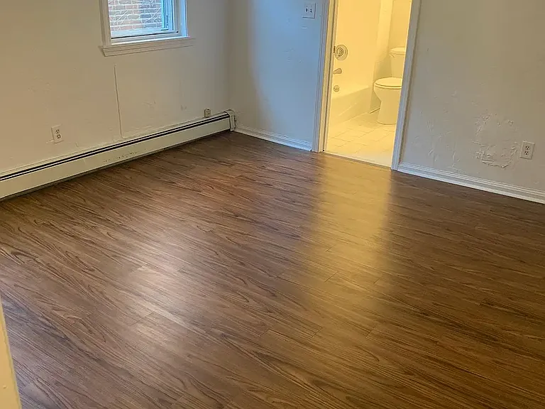 27 Williams St #1A — Photo 8