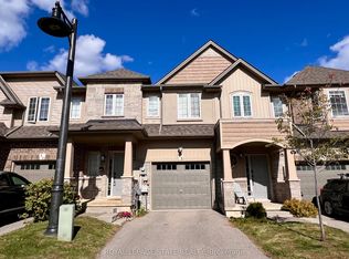 13 Dresser Ln, Hamilton, ON L9K 0K1
