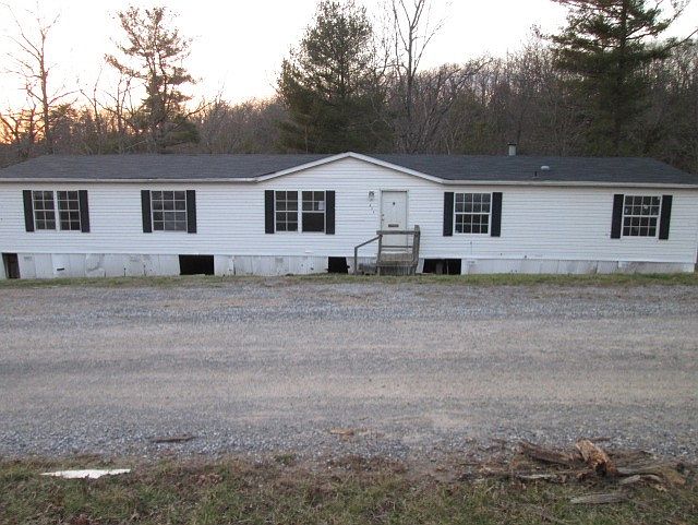 1st image of 311 Bearclaw Ln