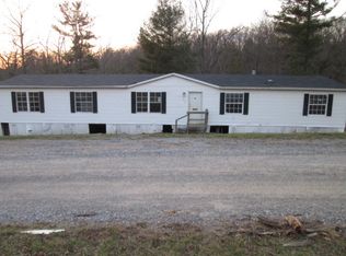 311 Bearclaw Ln, Max Meadows, VA 24360