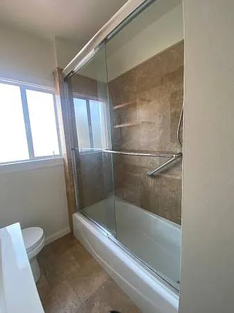 1132 Jefferson St — Photo 15