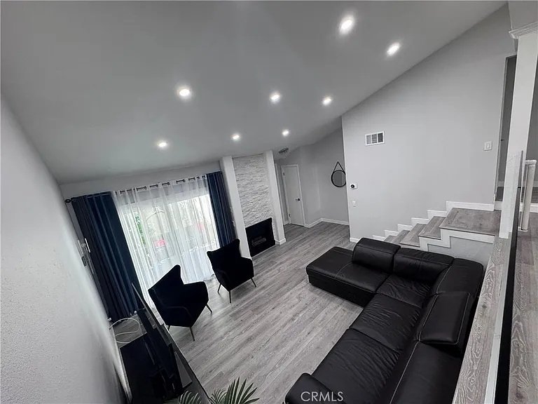 6241 1/2 Nita Ave — Photo 4