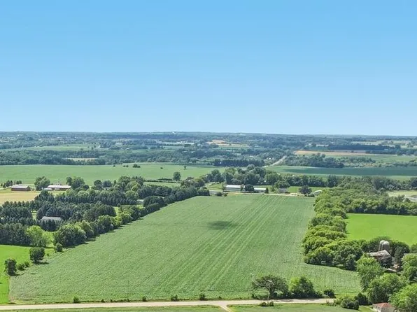 Lt0 COUNTY ROAD A, Elkhorn, WI 53121