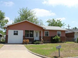 2207 NW 37th St, Lawton, OK 73505