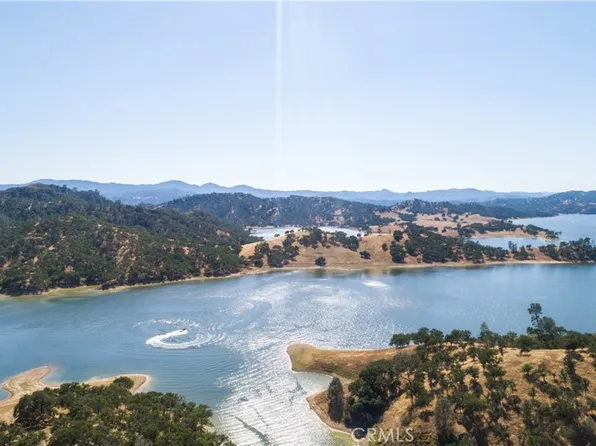 3195 Lakeside Village Dr, Paso Robles, CA 93446