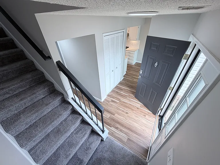 649 Governors Way — Photo 15
