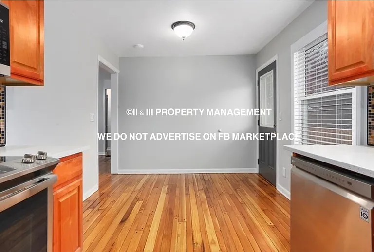 3703 W 47th Pl — Photo 10
