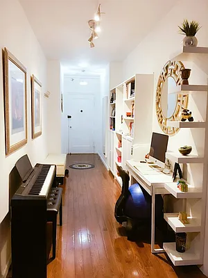 Sold by HomeDax Real Estate | media 4