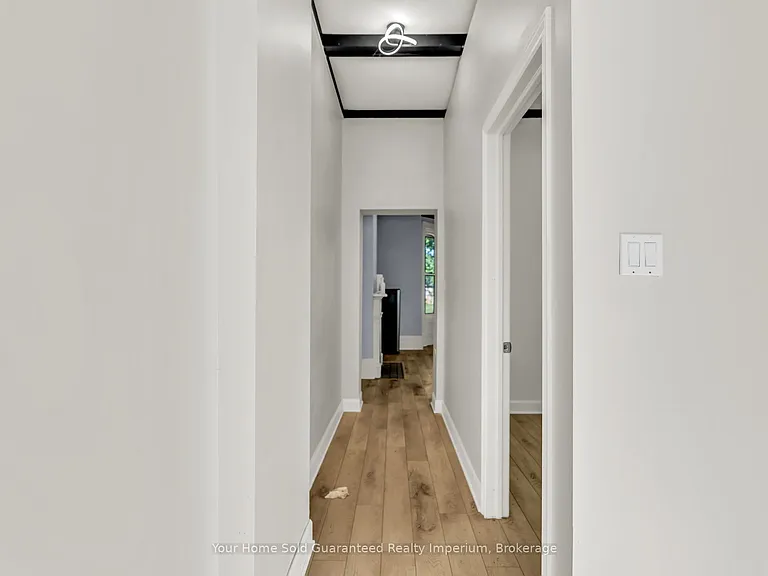 42 Vansittart Ave — Photo 11