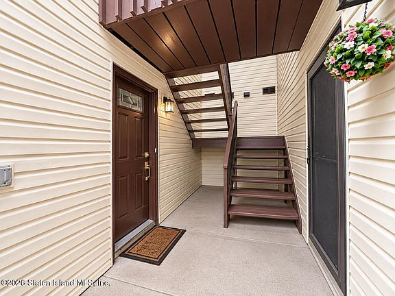 2nd image of 64 Timber Ridge Dr
