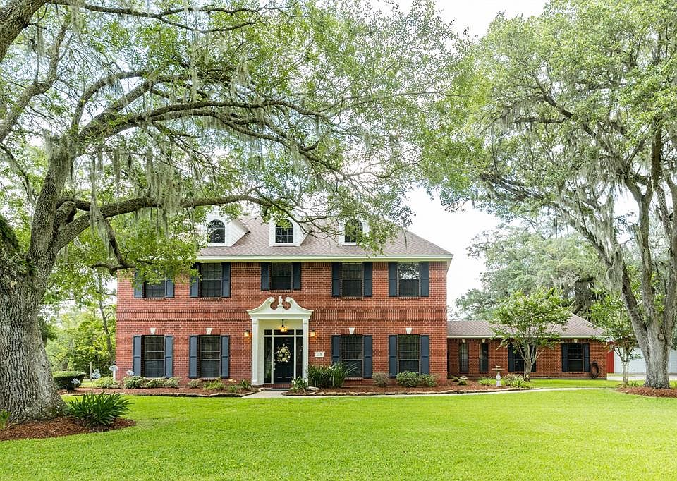 2nd image of 115 Bayou Rd