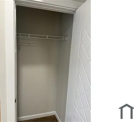 2622 University Pl NW #203 — Photo 8