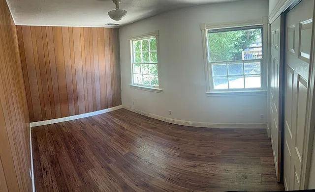 598 Redwood Ave — Photo 6