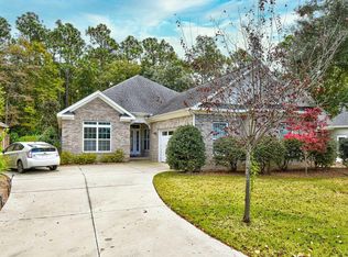 377 Dornoch Dr, Pawleys Island, SC 29585