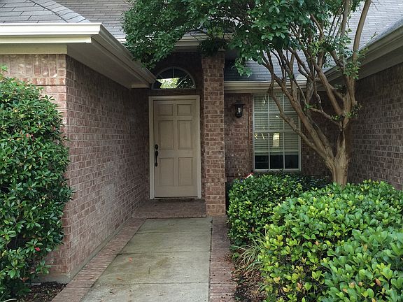 2nd image of 605 Turtledove Ln