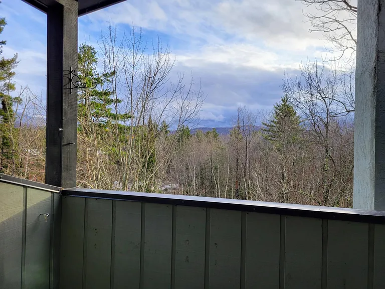 37 Gateway Ct #21 — Photo 11