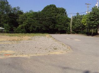 1742 Harper Rd, Beckley, WV 25801