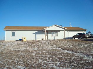 704 Shari Dr, Olsburg, KS 66520