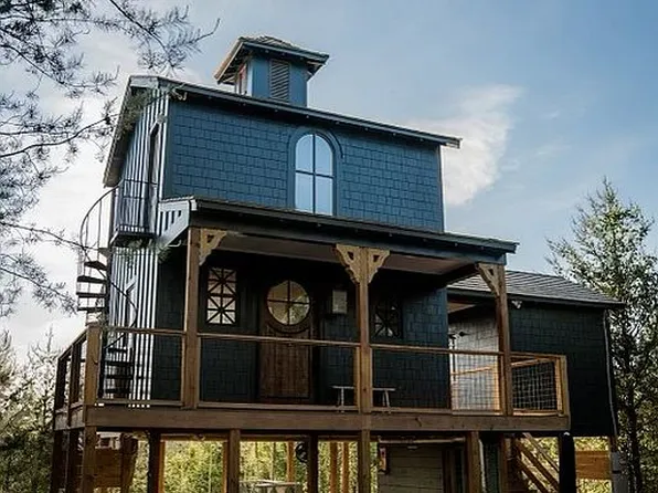 3564 Waters Rd, Clanton, AL 35046