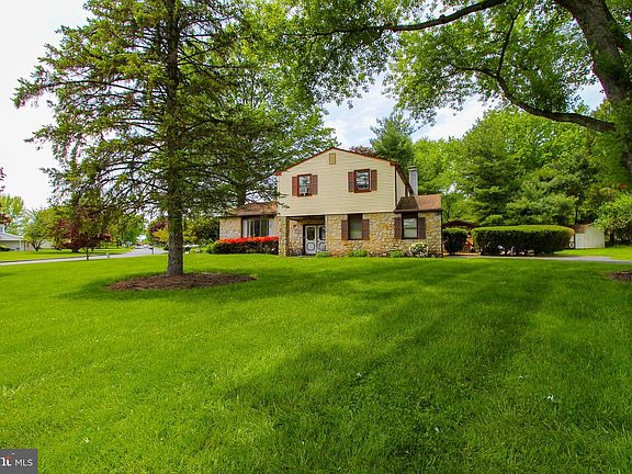 5th image of 58 Torresdale Dr