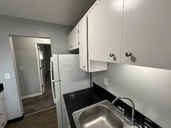 5th image of 240 W Arlington St #246