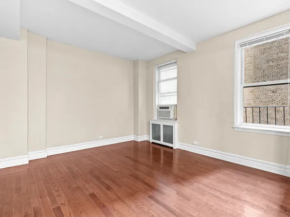 71 Park Avenue image 1 of 8
