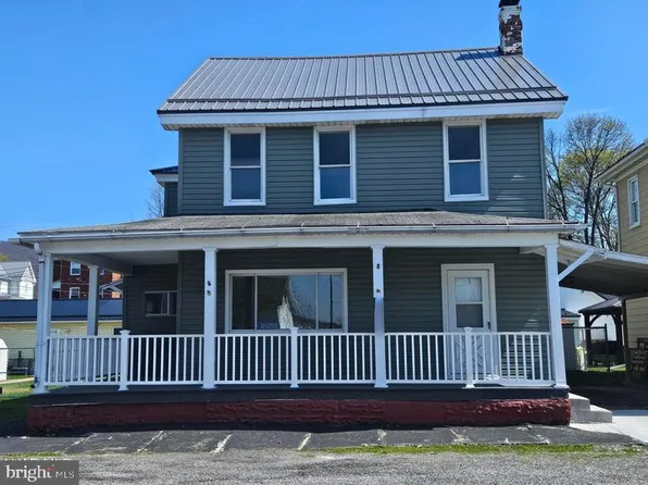615 E 2nd St, Bellwood, PA 16617
