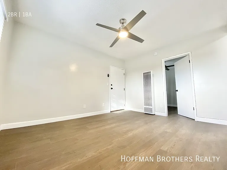 9450 S Western Ave #9 — Photo 7