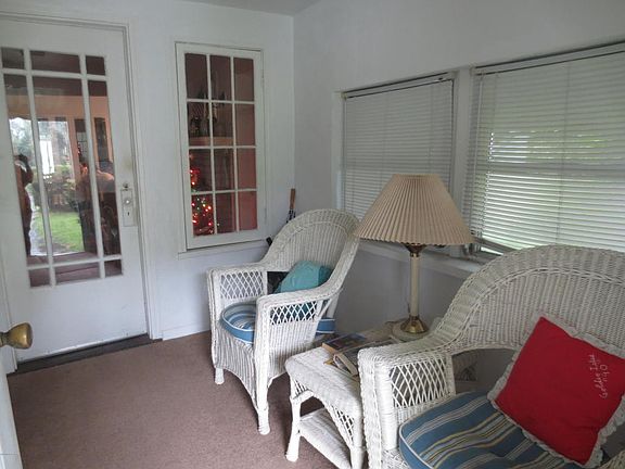 5th image of 322 Taylor Ave