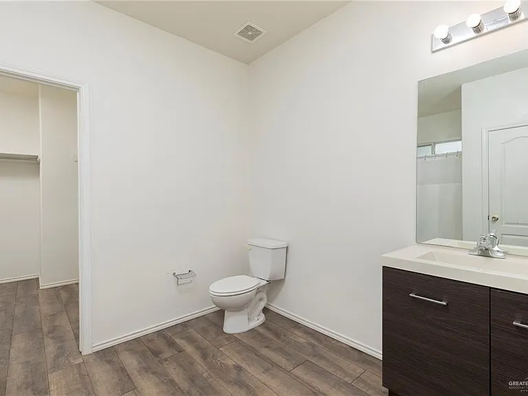 1505 Candy Ln — Photo 12