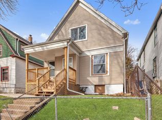 3319 N Richards St, Milwaukee, WI