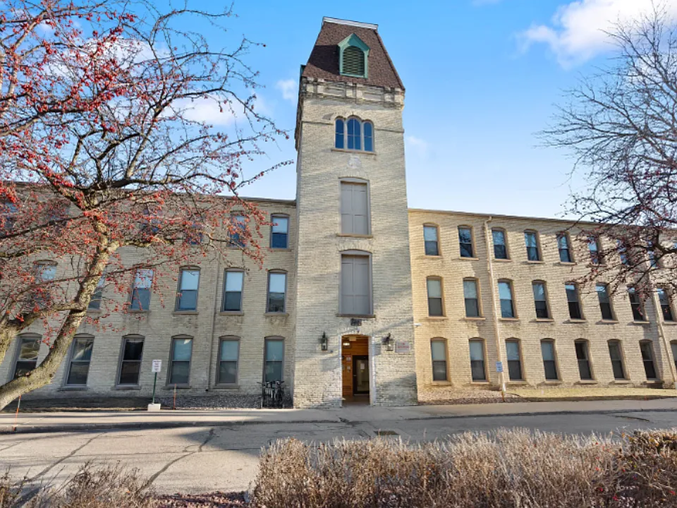 Franklin Mill Apartments