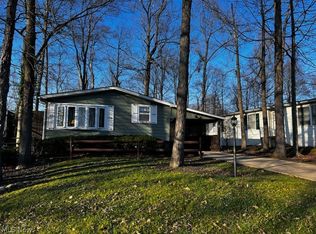 7 Cardinal Dr, Hiram, OH
