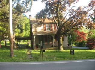 3430 Turnpike Rd, Bainbridge, PA 17502