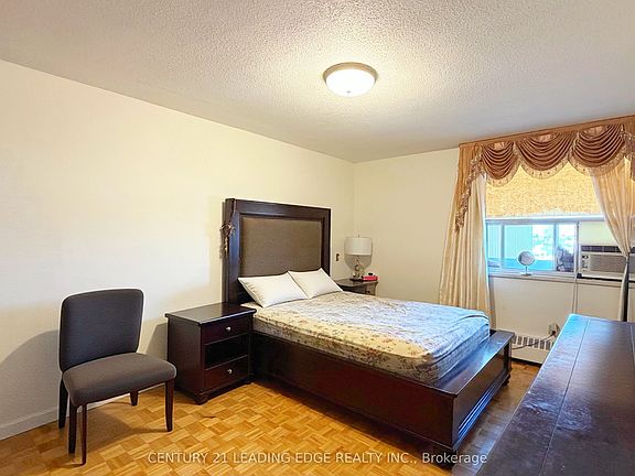 5th image of 1455 Lawrence Ave W #1007