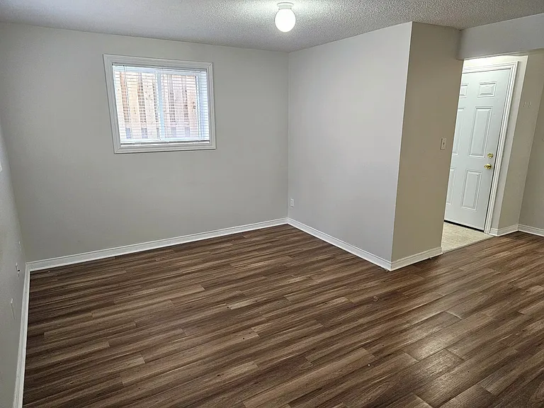 6 Lincoln Ave — Photo 5