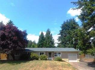 917 S R St, Cottage Grove, OR 97424