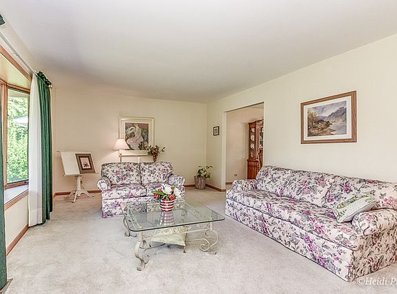 3rd image of 6S055 Country Glen Dr