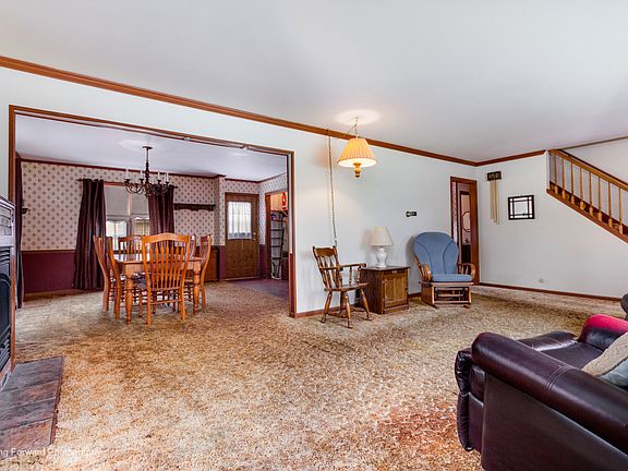 5th image of 10620 Nevada Ave