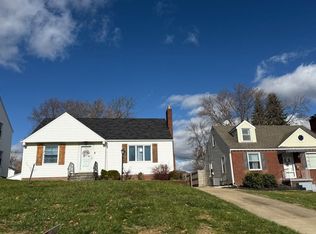 1221 Spangler Rd NE, Canton, OH 44714