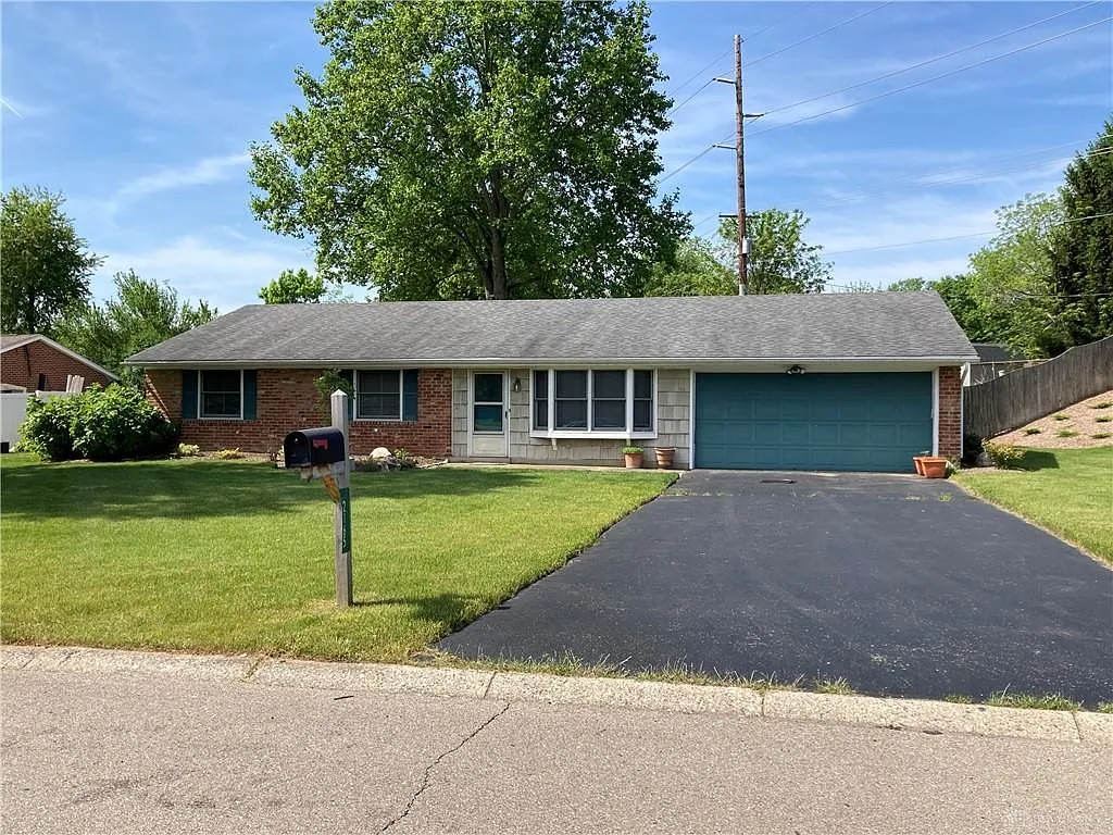2165 Regent Park Dr photo 1