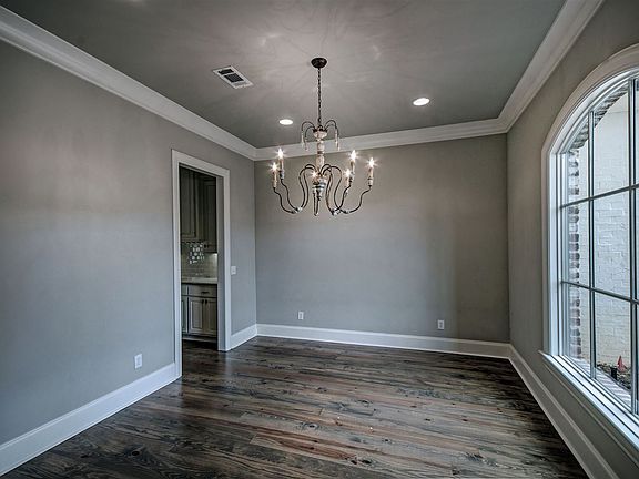 5th image of 344 Ironwood Dr
