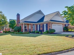 10 Greenview Dr, Greenville, SC 29609