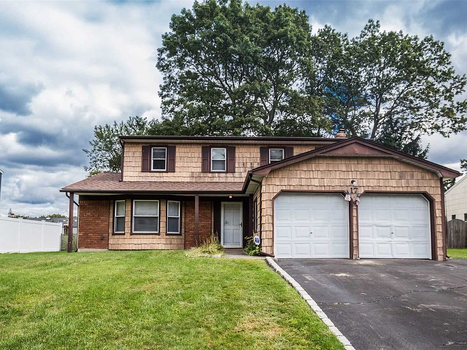 1st image of 17 Beaumont Ln