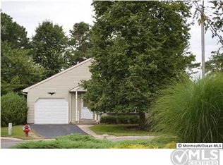 4 Foxboro Ct #65, Whiting, NJ 08759