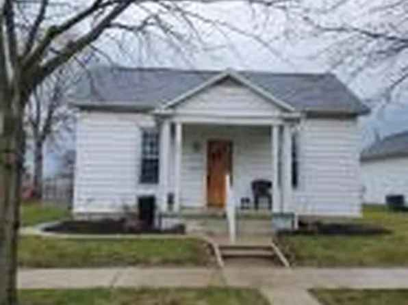 433 N Perry St, Saint Marys, OH 45885